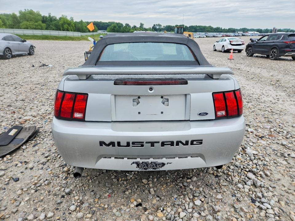 57635836 :رقم المزاد ، 1FAFP44433F404976 vin ، 2003 Ford Mustang مزاد بيع