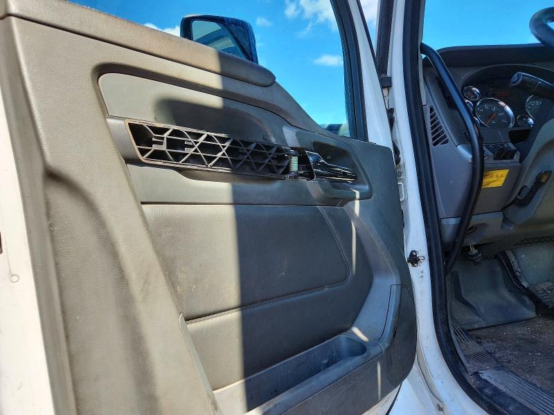 Продаж на аукціоні авто 2016 Kenworth T680, vin: 1XKYA48X8GJ496439, номер лоту: 57909376
