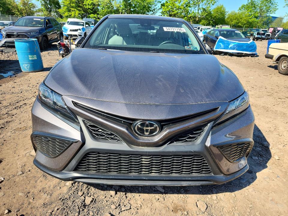 Auction sale of the 2024 Toyota Camry, vin: 4T1G11AK8RU244255, lot number: 54731796