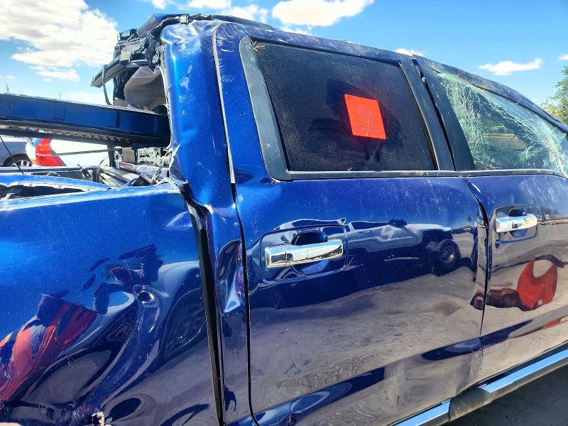 59093786 :رقم المزاد ، 1N6AA1E52HN505805 vin ، 2017 Nissan Titan مزاد بيع