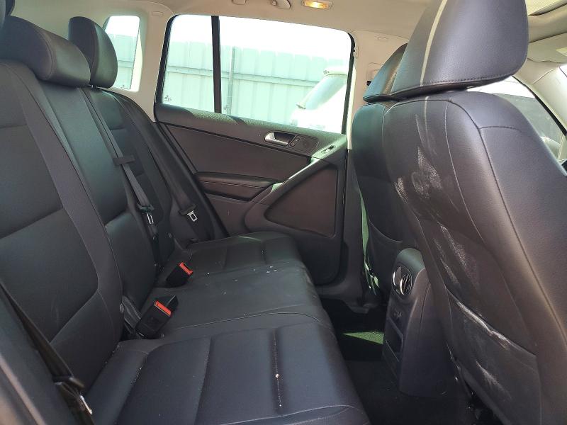 57590926 :رقم المزاد ، WVGAV7AX5GW575207 vin ، 2016 Volkswagen Tiguan مزاد بيع
