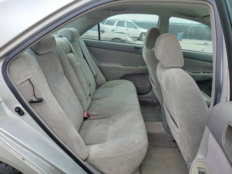 56506626 :رقم المزاد ، 4T1BE30K82U063349 vin ، 2002 Toyota Camry مزاد بيع