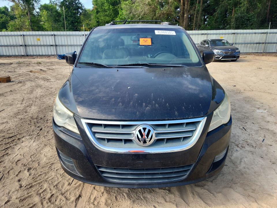 2011 Volkswagen Routan მანქანა იყიდება აუქციონზე, vin: 2V4RW3DG8BR717680, აუქციონის ნომერი: 85988505