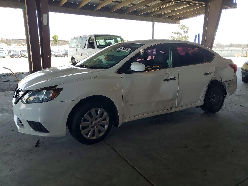 55981856 :رقم المزاد ، 3N1AB7AP3HY225813 vin ، 2017 Nissan Sentra مزاد بيع