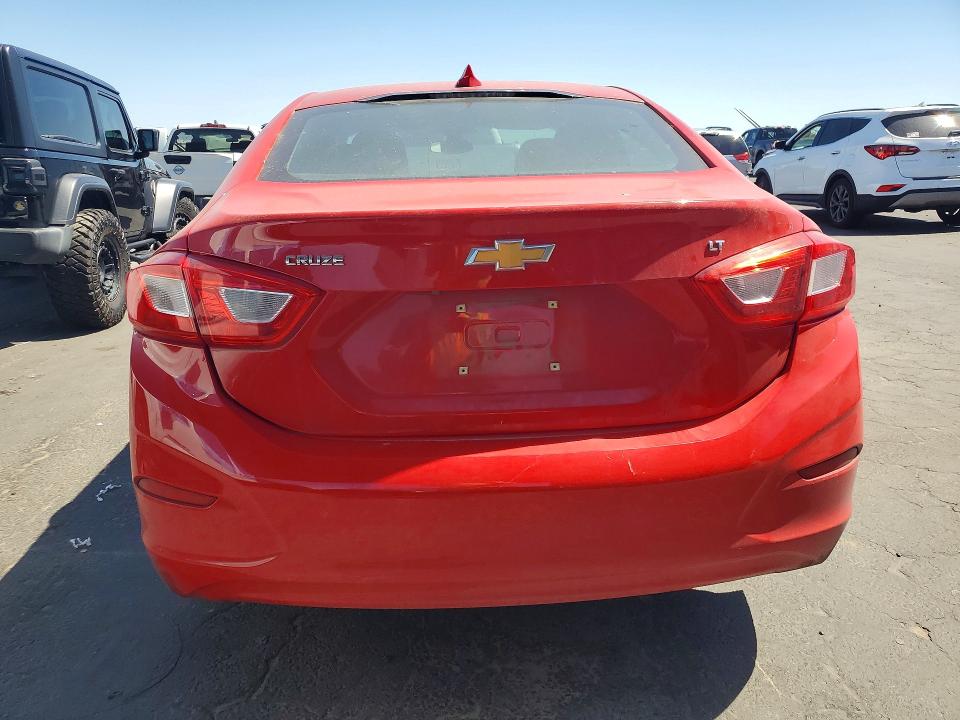 58290956 :رقم المزاد ، 1G1BE5SM4H7201287 vin ، 2017 Chevrolet Cruze مزاد بيع