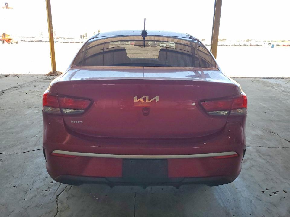 57590776 :رقم المزاد ، 3KPA24AD8NE466183 vin ، 2022 Kia Rio مزاد بيع