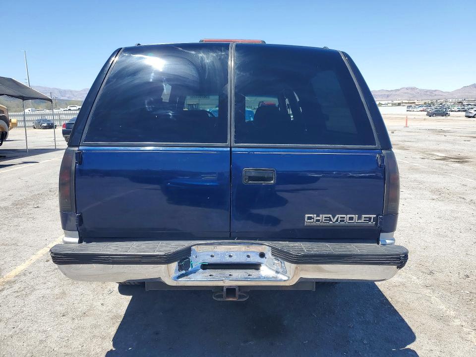 Продаж на аукціоні авто 1995 Chevrolet Suburban, vin: 1GNGC26N9SJ326176, номер лоту: 56700926