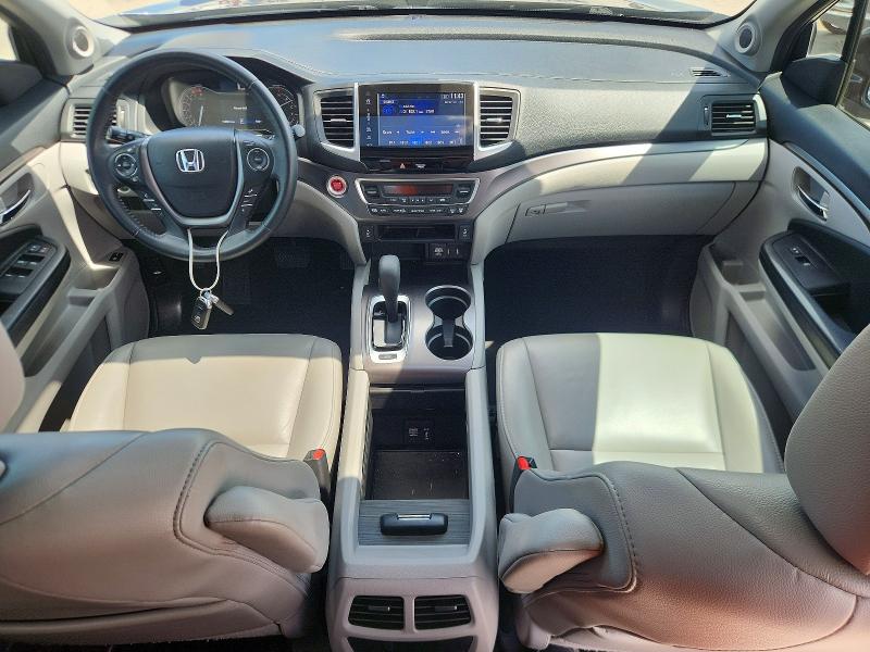 56588326 :رقم المزاد ، 5FNYF5H51JB010067 vin ، 2018 Honda Pilot مزاد بيع