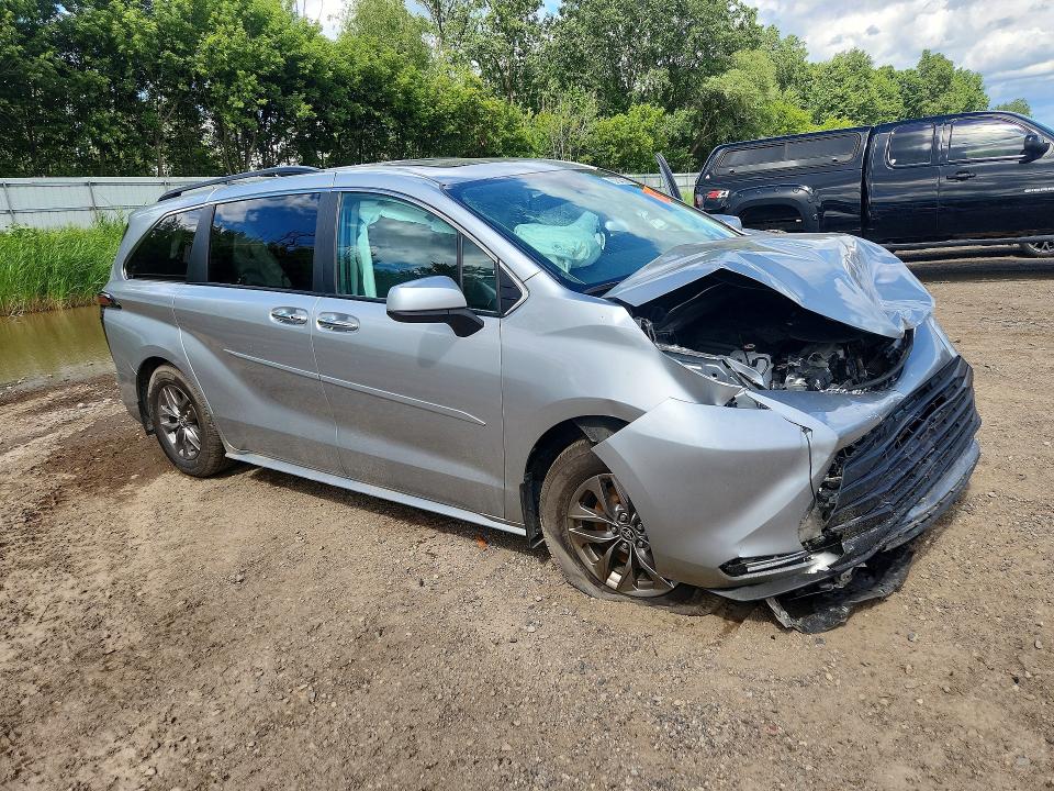 2023 Toyota Sienna მანქანა იყიდება აუქციონზე, vin: 5TDYSKFCXPS106697, აუქციონის ნომერი: 57543086