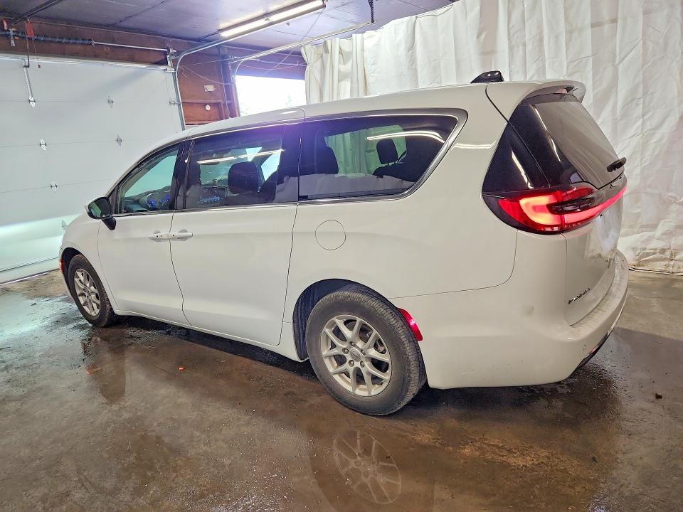 Продажа на аукционе авто 2023 Chrysler Pacifica, vin: 2C4RC1BG4PR586751, номер лота: 56493666