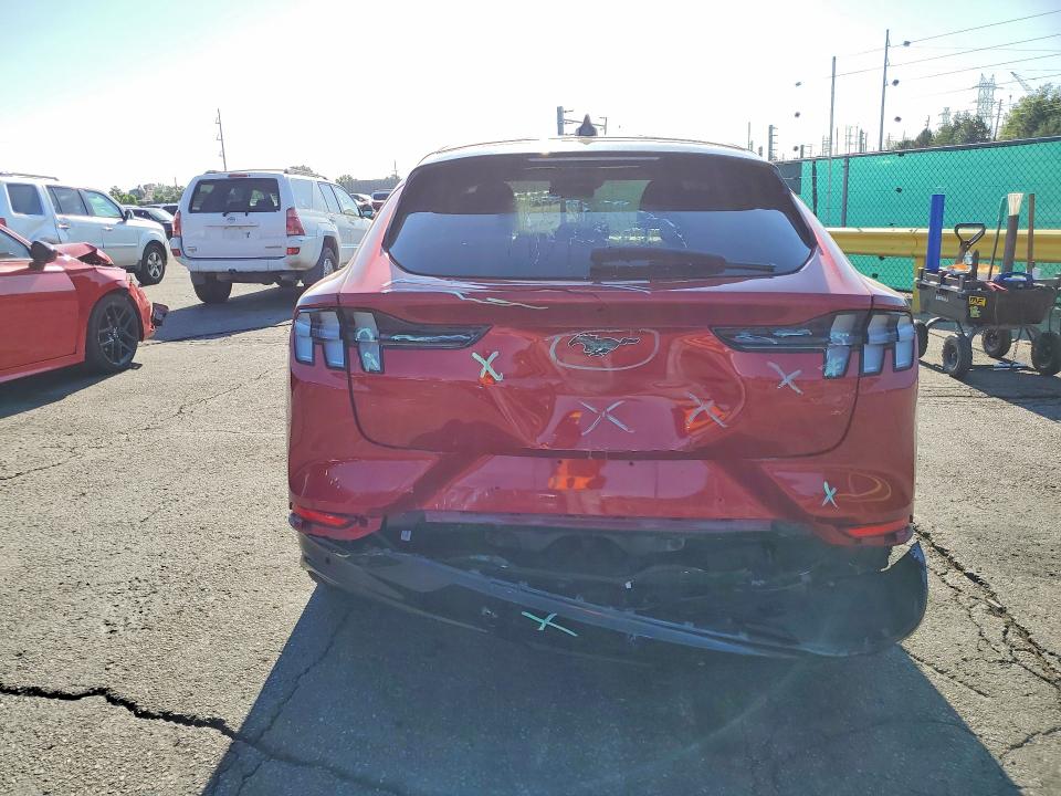 56996786 :رقم المزاد ، 3FMTK3SU2MMA26896 vin ، 2021 Ford Mustang Mach-e مزاد بيع