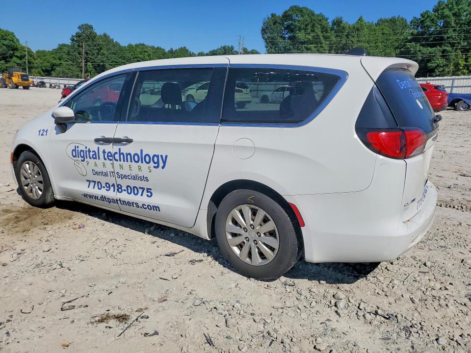 2020 Chrysler Voyager მანქანა იყიდება აუქციონზე, vin: 2C4RC1AG7LR141738, აუქციონის ნომერი: 55613806