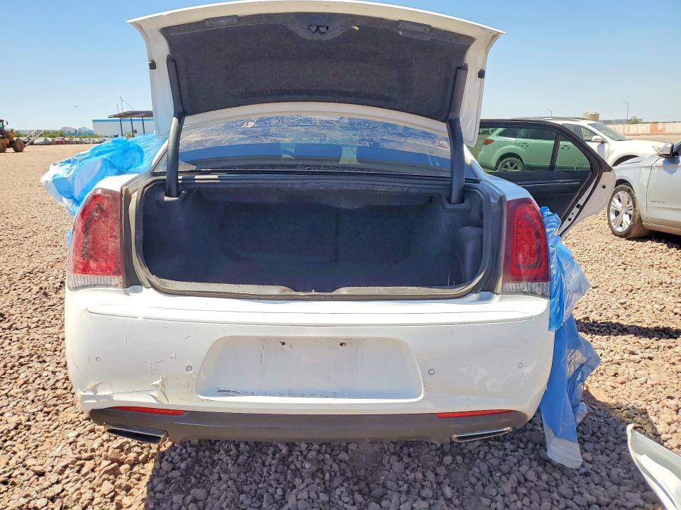 Продажа на аукционе авто 2023 Chrysler 300, vin: 2C3CCABG5PH577427, номер лота: 55450516