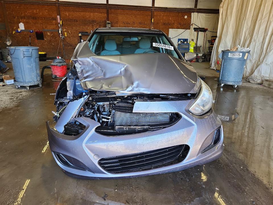 55054616 :رقم المزاد ، KMHCT4AE5FU923299 vin ، 2015 Hyundai Accent مزاد بيع