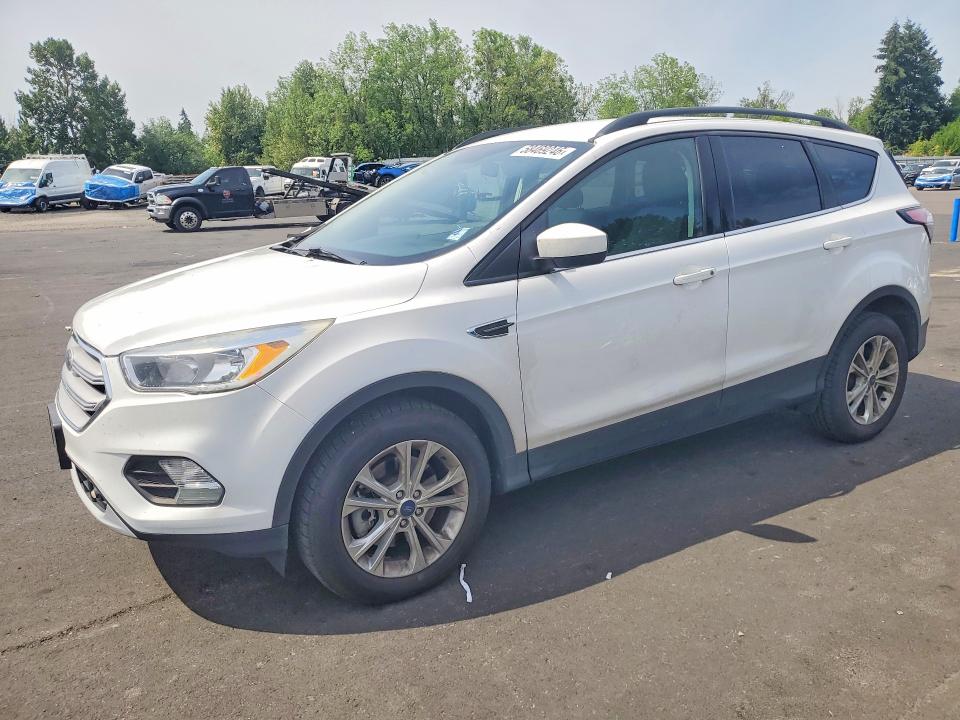 Продажа на аукционе авто 2018 Ford Escape, vin: 1FMCU9GD9JUB74394, номер лота: 58469246