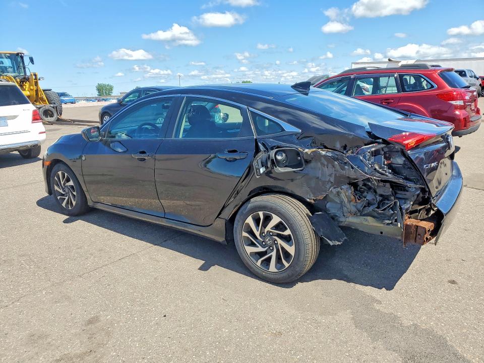 57202956 :رقم المزاد ، 2HGFC2F75JH503944 vin ، 2018 Honda Civic مزاد بيع