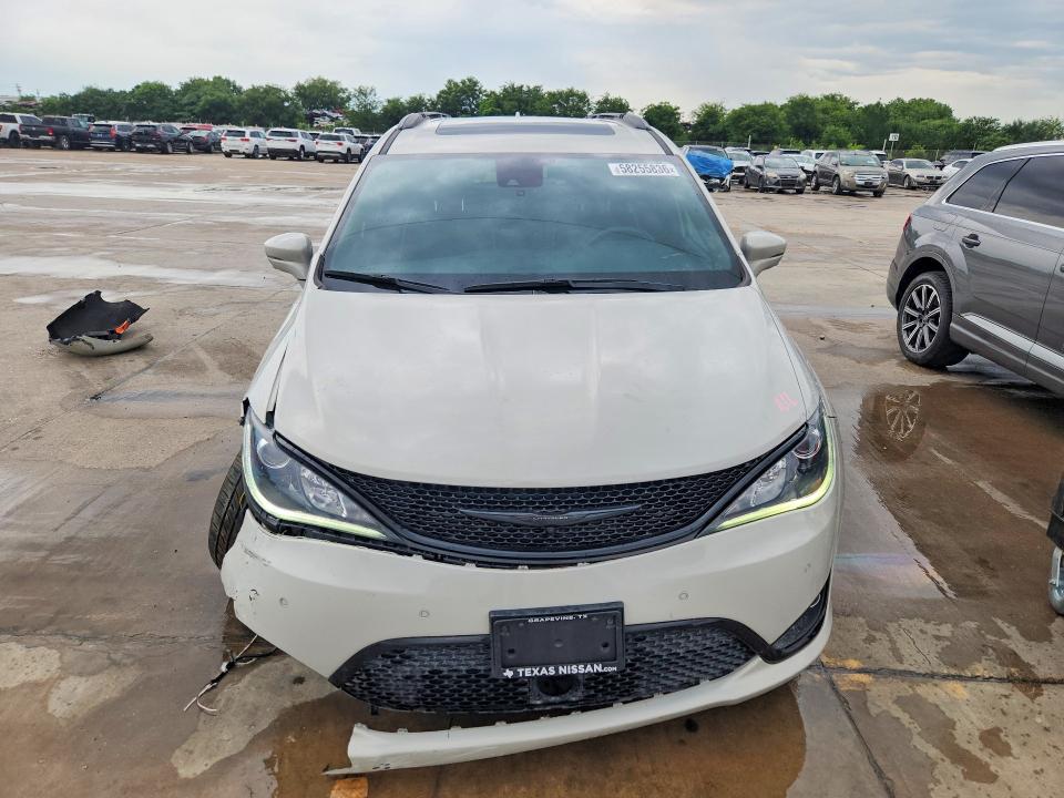Продаж на аукціоні авто 2019 Chrysler Pacifica, vin: 2C4RC1GGXKR638952, номер лоту: 58255836