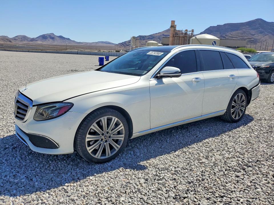 55792866 :رقم المزاد ، WDDZH6JB2KA607975 vin ، 2019 Mercedes-benz E مزاد بيع
