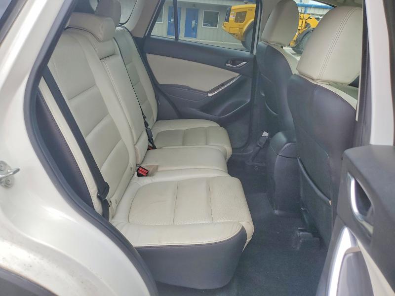 58057176 :رقم المزاد ، JM3KE4DYXG0644608 vin ، 2016 Mazda Cx-5 مزاد بيع