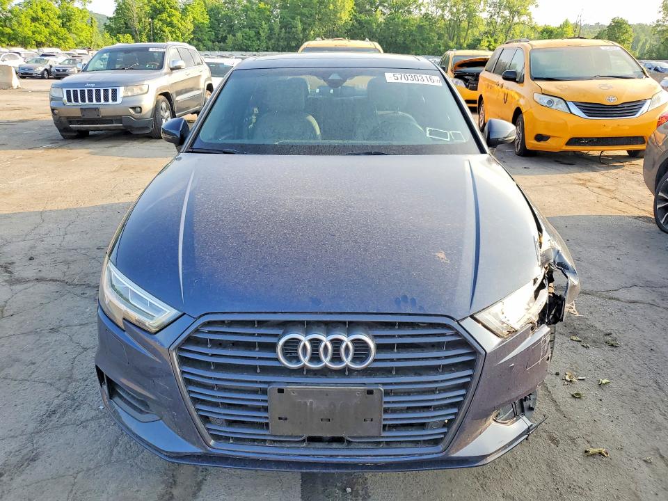 Продаж на аукціоні авто 2020 Audi A3, vin: WAUCUGFF6LA017421, номер лоту: 57030316