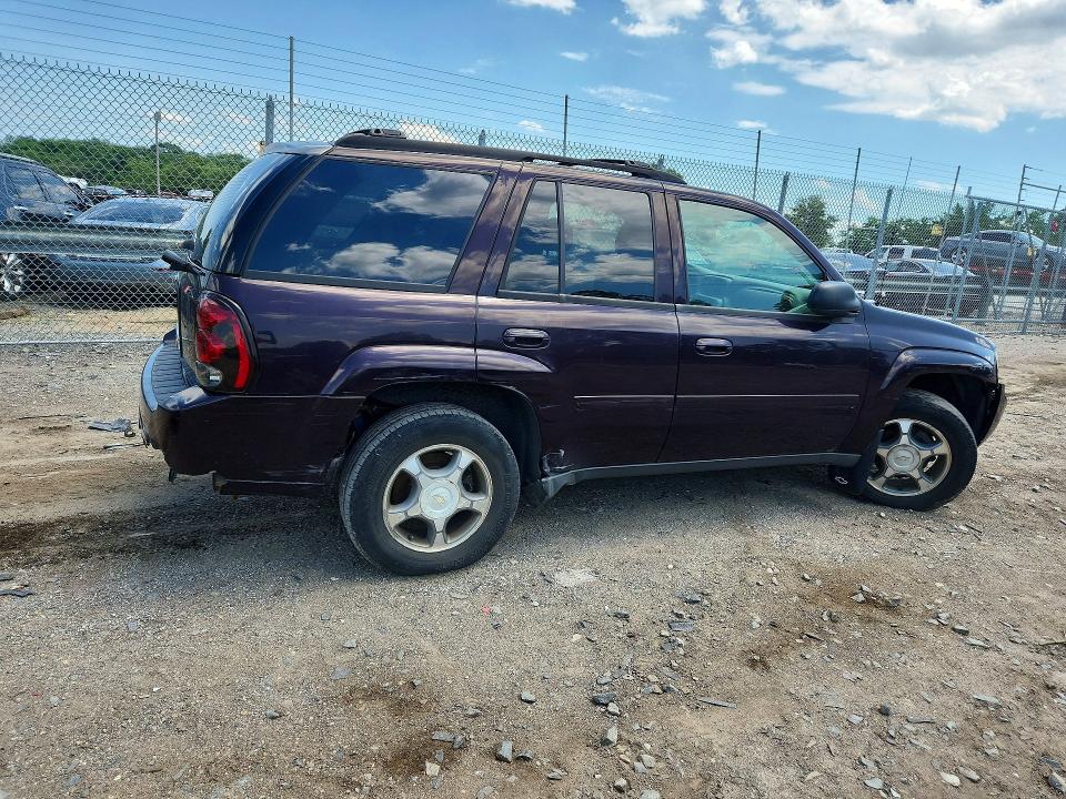2008 Chevrolet Trailblazer მანქანა იყიდება აუქციონზე, vin: 1GNDT13SX82118379, აუქციონის ნომერი: 57432116