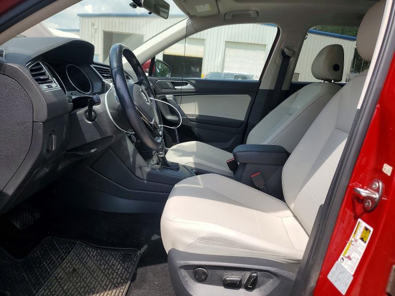57028916 :رقم المزاد ، 3VV3B7AX6JM133440 vin ، 2018 Volkswagen Tiguan مزاد بيع