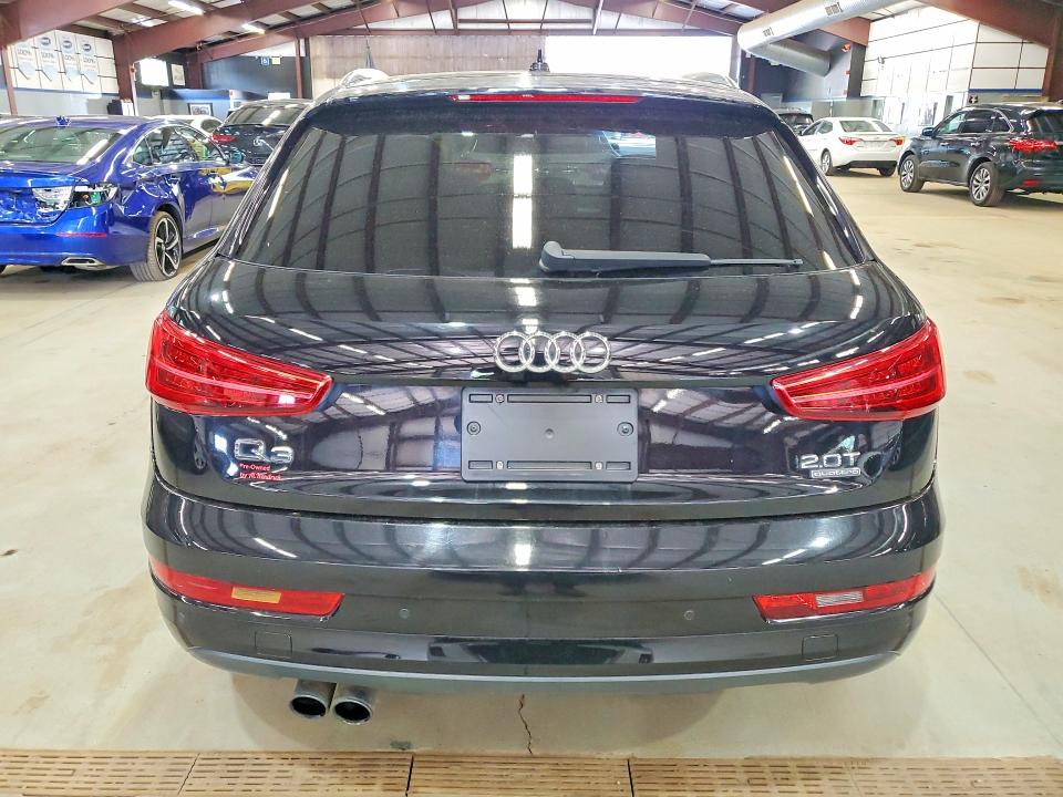 55494546 :رقم المزاد ، WA1ECCFS6JR027170 vin ، 2018 Audi Q3 مزاد بيع