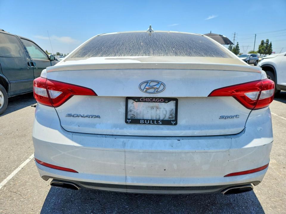 56646776 :رقم المزاد ، 5NPE34AF4FH172745 vin ، 2015 Hyundai Sonata مزاد بيع