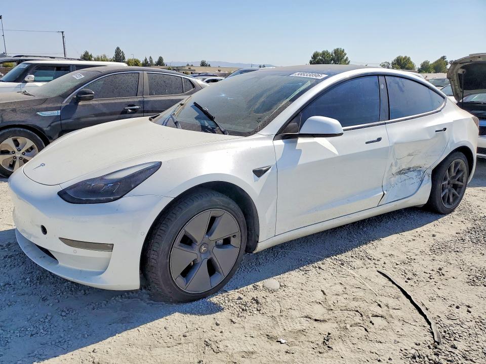 2022 Tesla Model 3 მანქანა იყიდება აუქციონზე, vin: 5YJ3E1EB8NF317869, აუქციონის ნომერი: 58833896