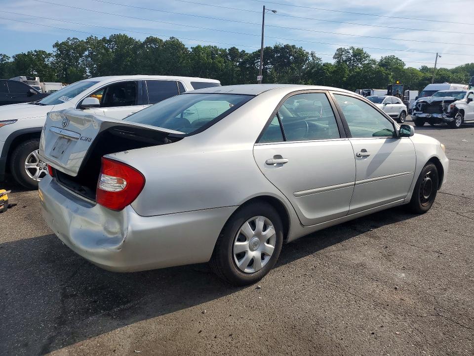 2002 Toyota Camry მანქანა იყიდება აუქციონზე, vin: 4T1BE32K82U562598, აუქციონის ნომერი: 58445686