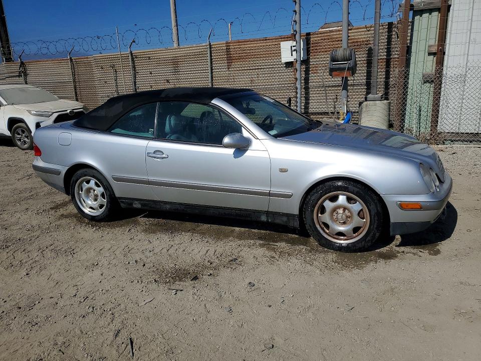 Продажа на аукционе авто 1999 Mercedes-benz Clk, vin: WDBLK65G2XT027059, номер лота: 57650506