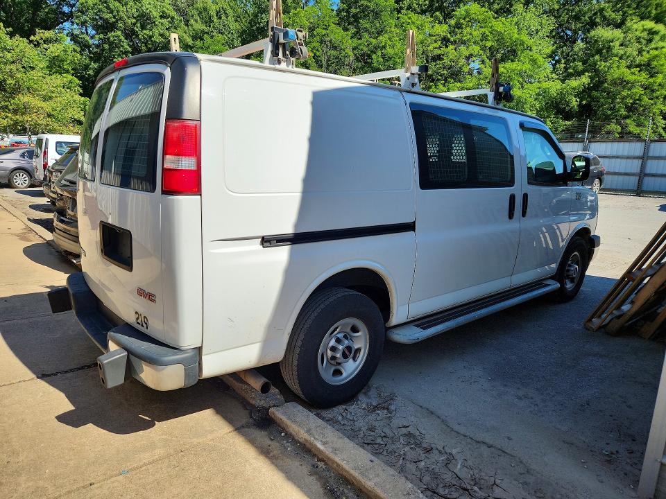 Auction sale of the 2017 Gmc Savana, vin: 1GTW7AFF6H1911351, lot number: 55682606