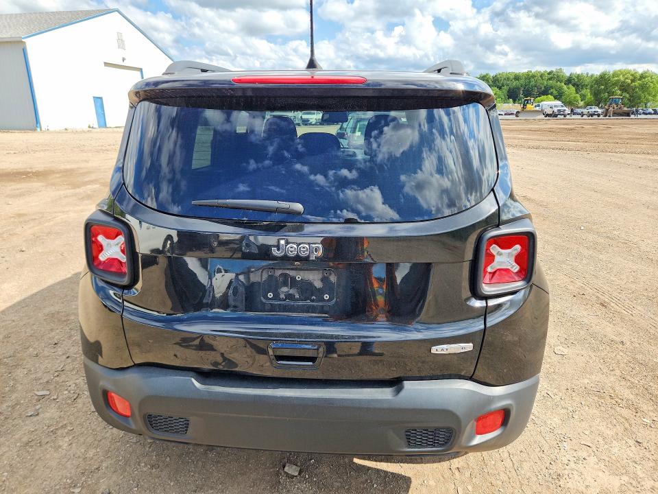 Продаж на аукціоні авто 2018 Jeep Renegade, vin: ZACCJABB0JPG99379, номер лоту: 57923236