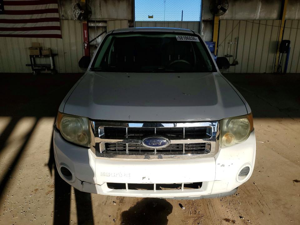 2008 Ford Escape მანქანა იყიდება აუქციონზე, vin: 1FMCU02Z98KE01393, აუქციონის ნომერი: 58106036