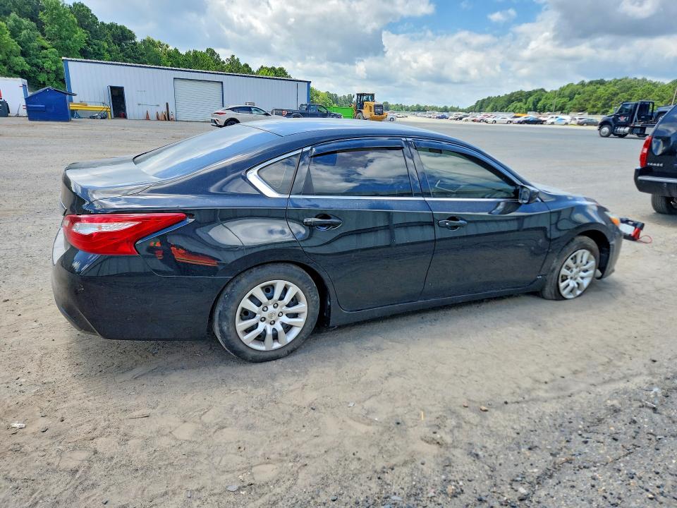 2016 Nissan Altima მანქანა იყიდება აუქციონზე, vin: 1N4AL3AP4GC245245, აუქციონის ნომერი: 55973146