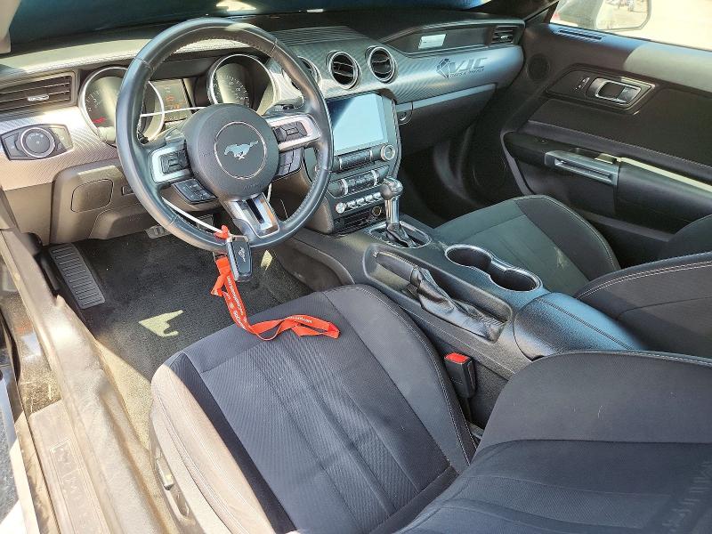 57089076 :رقم المزاد ، 1FA6P8TH1J5105016 vin ، 2018 Ford Mustang مزاد بيع