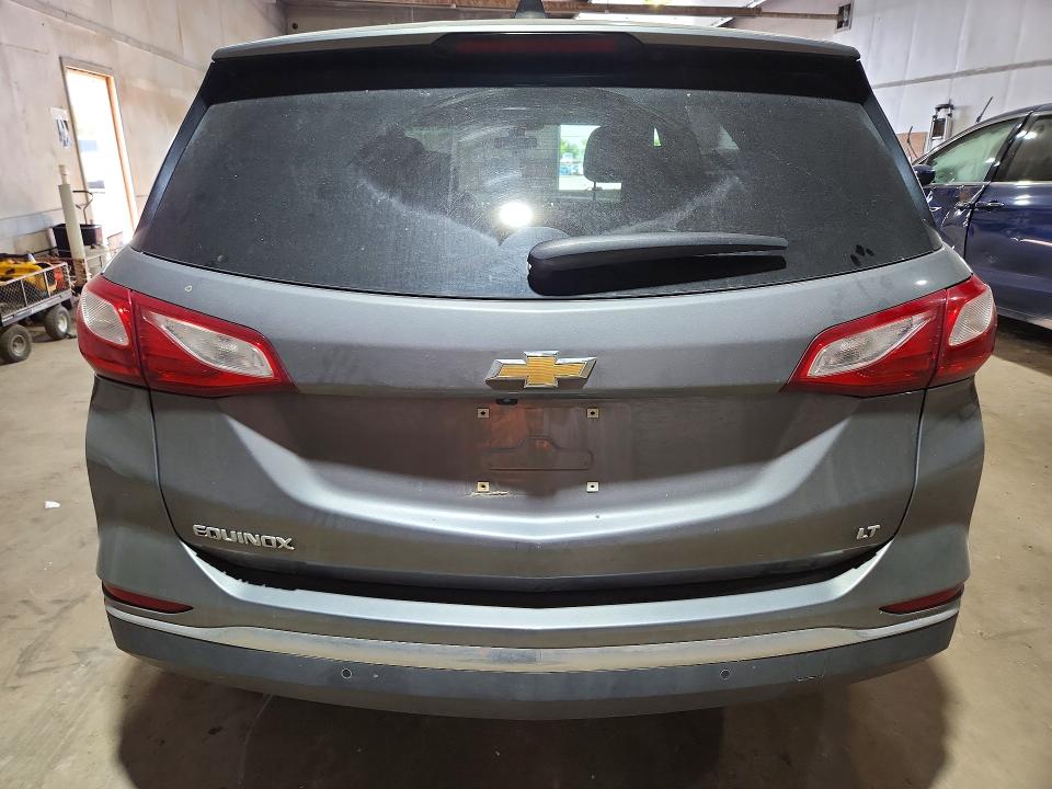 2018 Chevrolet Equinox მანქანა იყიდება აუქციონზე, vin: 3GNAXJEV0JL128146, აუქციონის ნომერი: 56044126