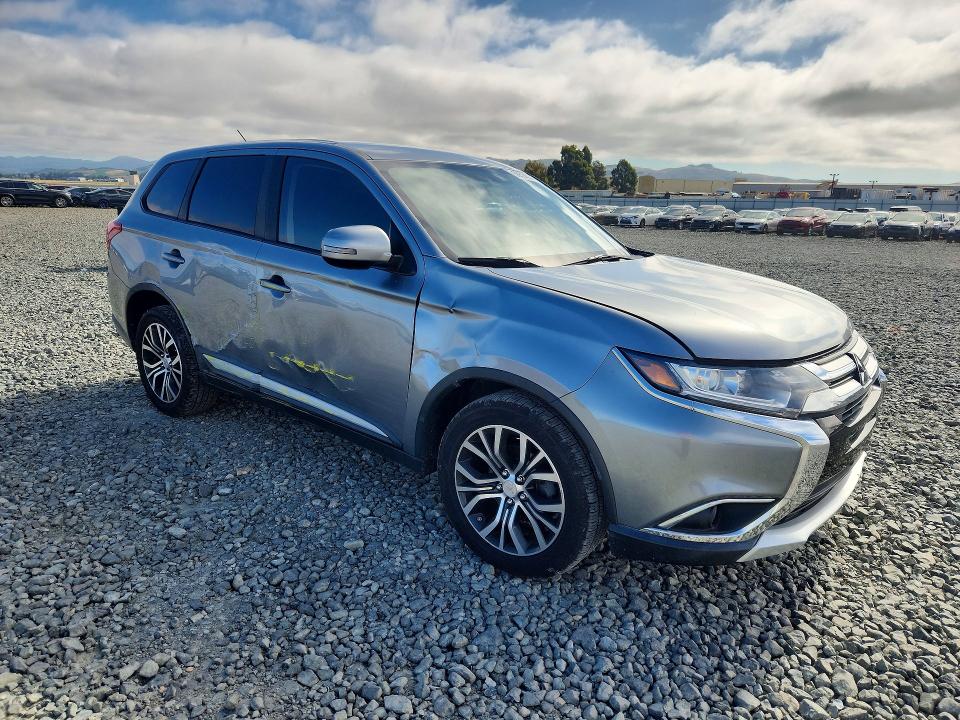 56514536 :رقم المزاد ، JA4AD3A30GZ006156 vin ، 2016 Mitsubishi Outlander مزاد بيع