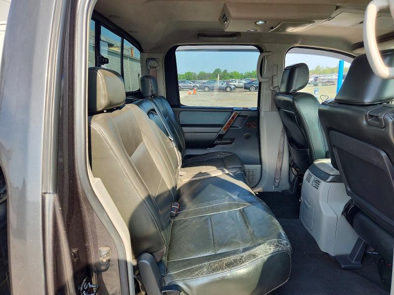 2004 Nissan Titan მანქანა იყიდება აუქციონზე, vin: 1N6AA07B04N580459, აუქციონის ნომერი: 56939466