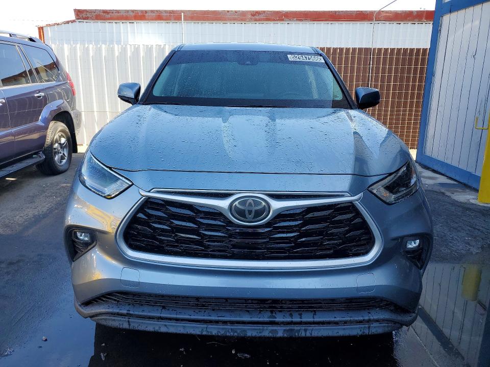 Продаж на аукціоні авто 2021 Toyota Highlander, vin: 5TDZZRAHXMS041759, номер лоту: 52947566