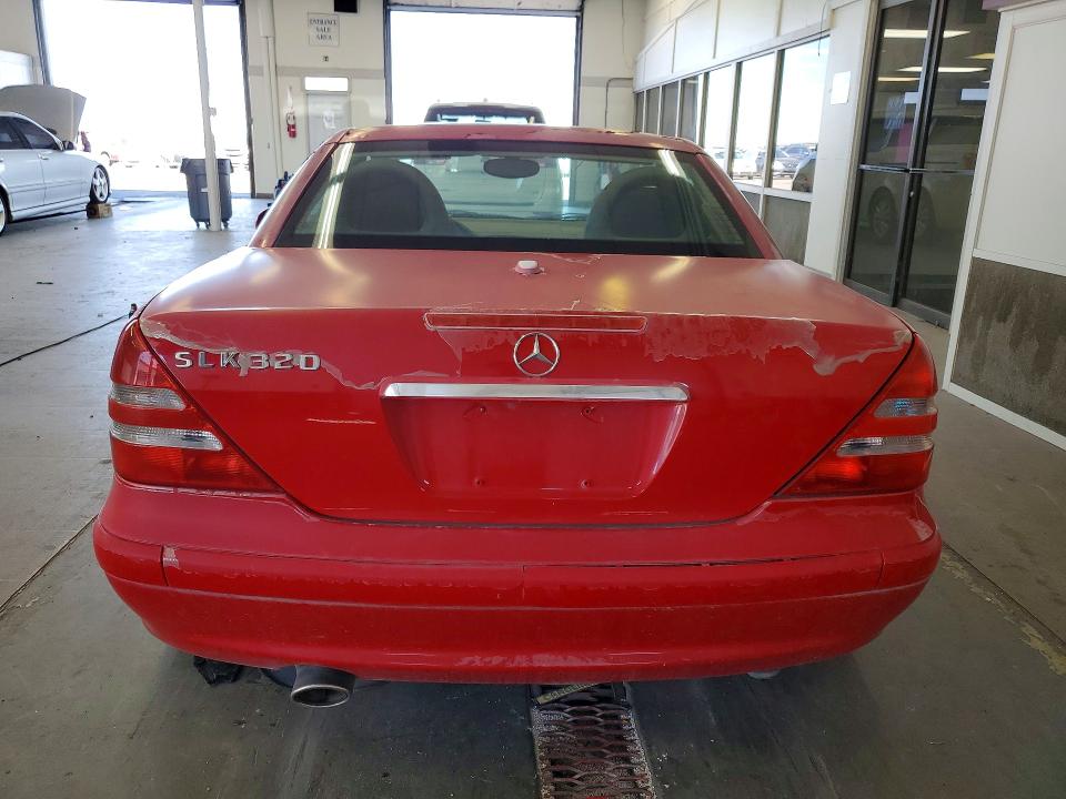 Aukcja sprzedaży 2001 Mercedes-benz Slk, vin: WDBKK65F91F200746, numer aukcji: 58290176