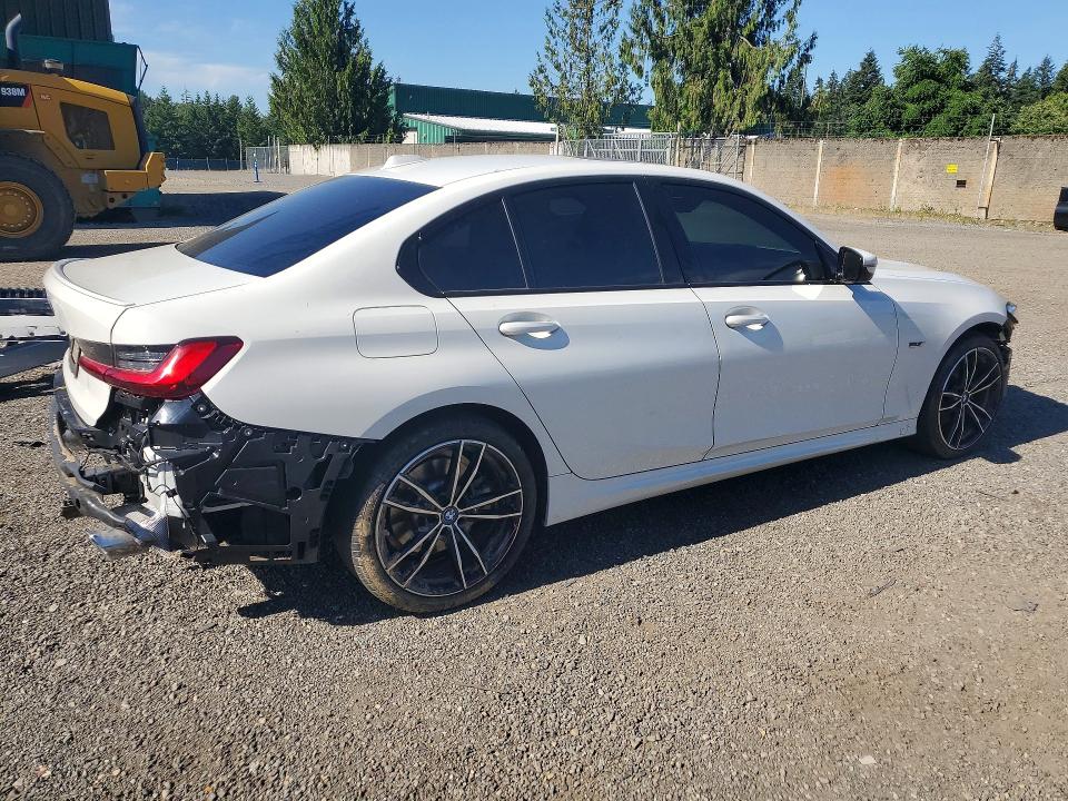 57571346 :رقم المزاد ، 3MW39FF05P8D23664 vin ، 2023 Bmw 330e مزاد بيع