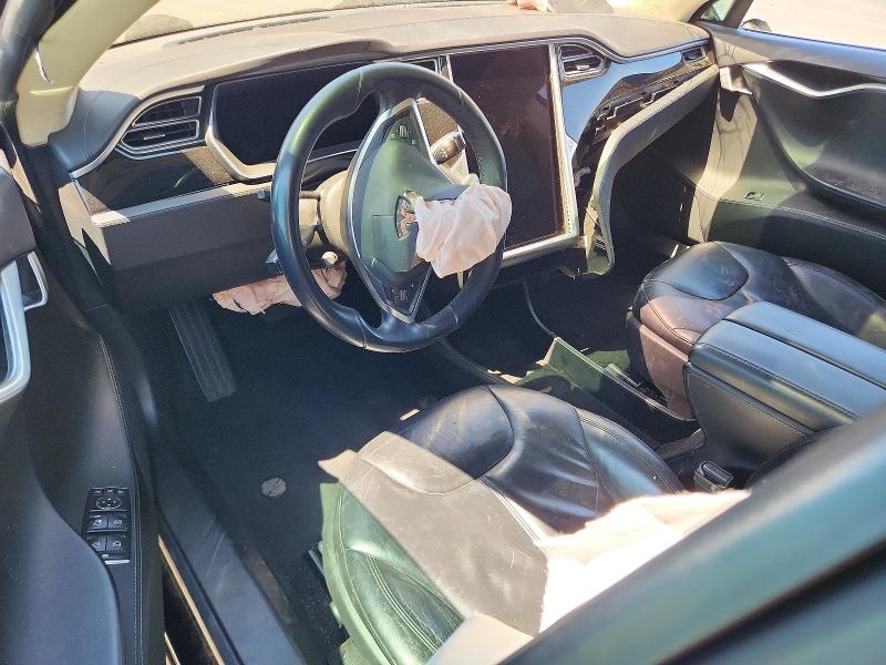 2014 Tesla Model S მანქანა იყიდება აუქციონზე, vin: 5YJSA1S12EFP45200, აუქციონის ნომერი: 57225746