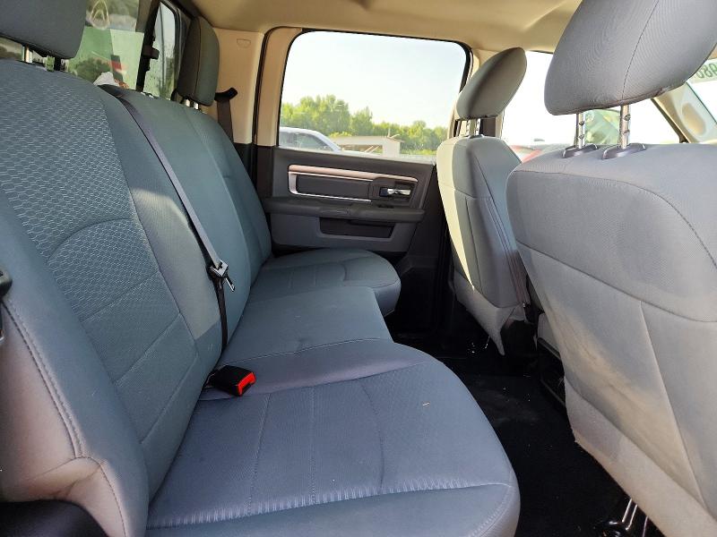 58706986 :رقم المزاد ، 1C6RR6TT3KS572071 vin ، 2019 Ram 1500 Classic مزاد بيع