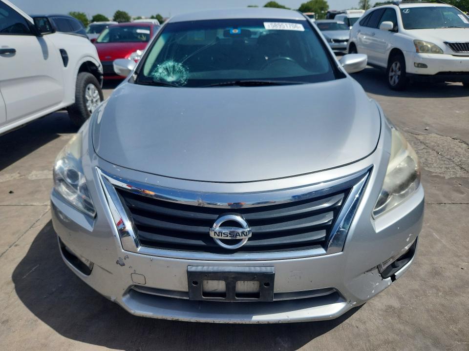 58951706 :رقم المزاد ، 1N4AL3AP5FC185085 vin ، 2015 Nissan Altima مزاد بيع