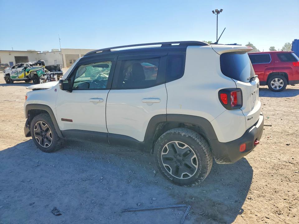 2015 Jeep Renegade მანქანა იყიდება აუქციონზე, vin: ZACCJBCTXFPC01838, აუქციონის ნომერი: 57868636
