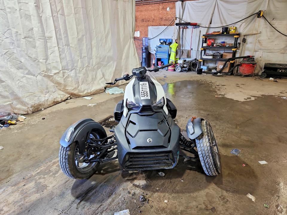 Продажа на аукционе авто 2024 Can-am Ryker, vin: 3JB2FEF49RJ000429, номер лота: 55511116
