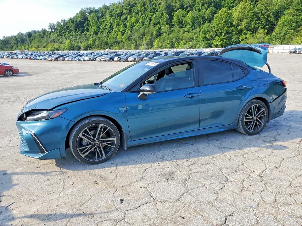 Aukcja sprzedaży 2026 Toyota Camry, vin: 4T1DBADK9TU040079, numer aukcji: 57713596