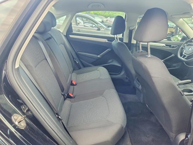 58270956 :رقم المزاد ، 1VWAT7A32GC045850 vin ، 2016 Volkswagen Passat مزاد بيع