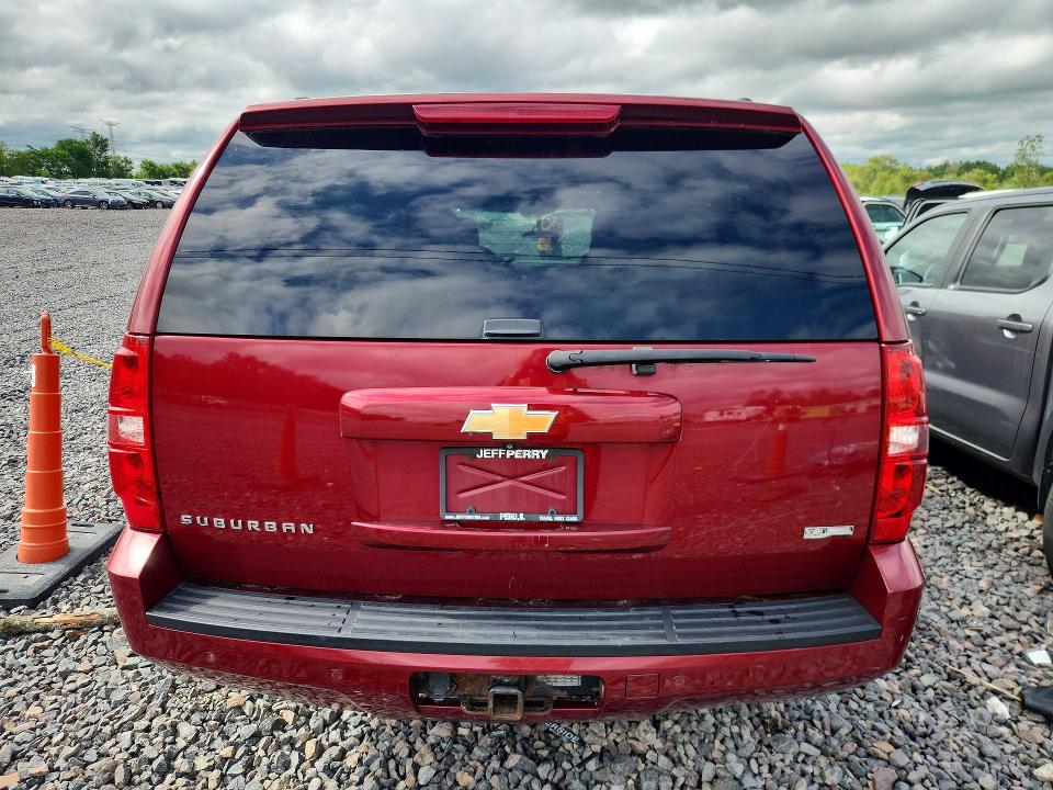 Продаж на аукціоні авто 2011 Chevrolet Suburban, vin: 1GNSKJE3XBR268300, номер лоту: 58003866